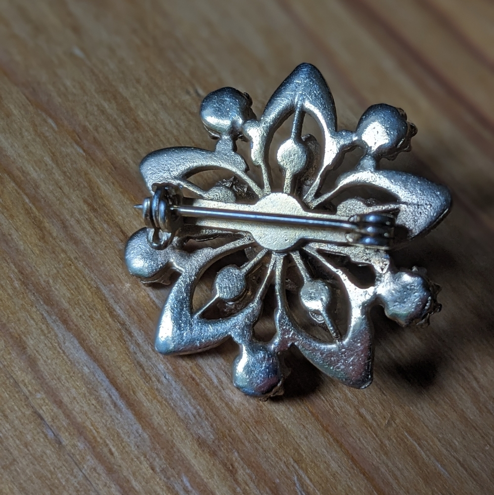 Vtg Rhinestone Pin - Picture 3 of 3